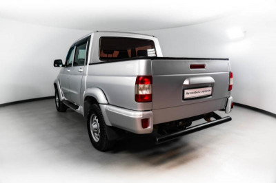 УАЗ Pickup 2.7 MT 4x4 (134,6 л.с.)
