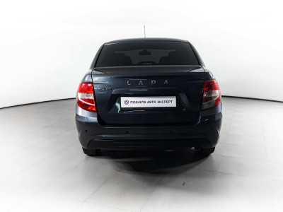 LADA Новая Granta седан 1.6 MT 16 кл (106 л. с.)