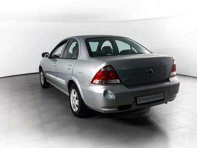 Nissan Almera Classic 1.6 MT (107 л. с.)