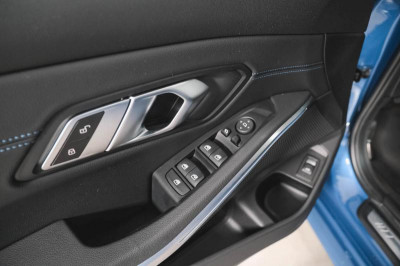 BMW 3 серия 320d Steptronic xDrive (190 л.с.)