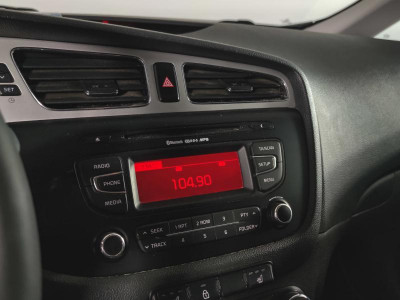 Kia Ceed 1.6 MT (129 л. с.)