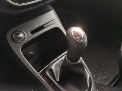 Renault Kaptur 1.6 MT (114 л. с.)
