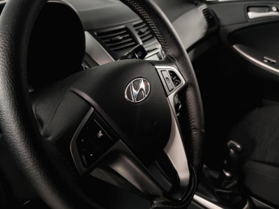 Hyundai Solaris Хетчбек 1.6 MT (123 л. с.)