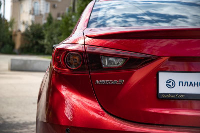 Mazda 3 1.5 AT (120 л.с.)