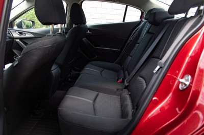 Mazda 3 1.5 AT (120 л.с.)