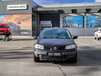 Renault Megane 1.6 MT (113 л. с.)