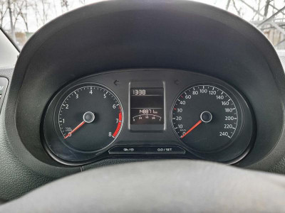 Volkswagen Polo 1.6 MT (105 л. с.)
