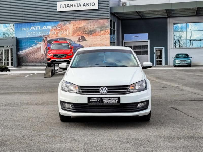 Volkswagen Polo 1.6 MT (105 л. с.)