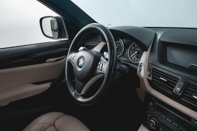 BMW X1 xDrive28i 6AT (258 л. с.)