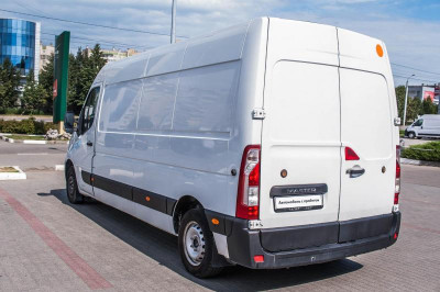 Renault Master 2.3 dCi MT RWD L4H3 4500 (125 л. с.'12)